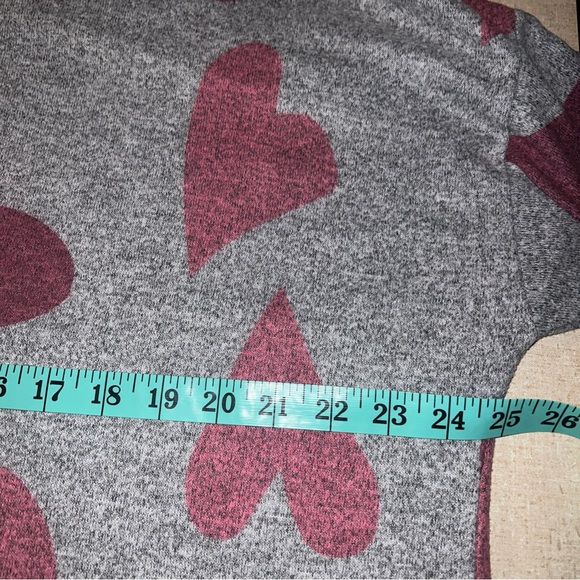 Chelsea & Theodore Gray & Pink Hearts Long Sleeve Top Soft Sz 2X Valentines. - Picture 5 of 7